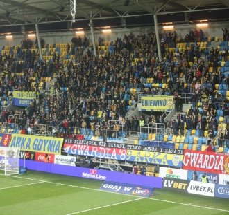 Arka Gdynia - Pogoń Szczecin  (10)
