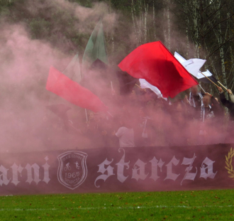 Czarni Starcza - Znicz Kłobuck (16)
