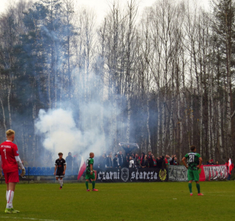 Czarni Starcza - Znicz Kłobuck (17)