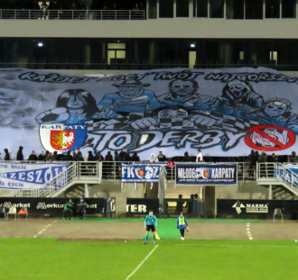 Karpaty Krosno – Czarni Jasło (27)