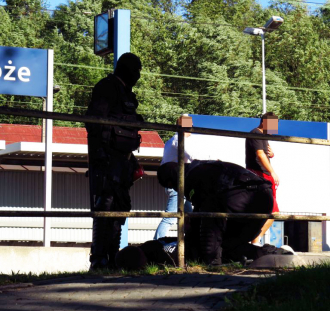 Kolejarz Stróże - Grybovia Grybów (3)