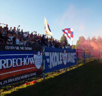 Kolejarz Stróże - Grybovia Grybów (40)