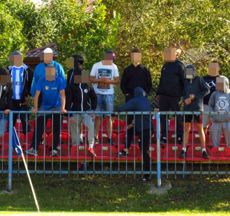 Kolejarz Stróże - Grybovia Grybów (28)
