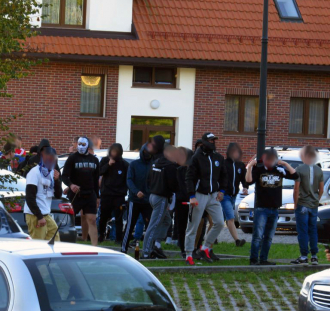 Kolejarz Stróże - Grybovia Grybów (53)