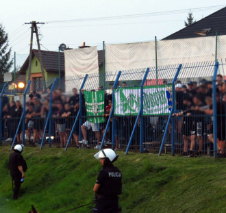 Kolejarz Stróże - Grybovia Grybów (15)
