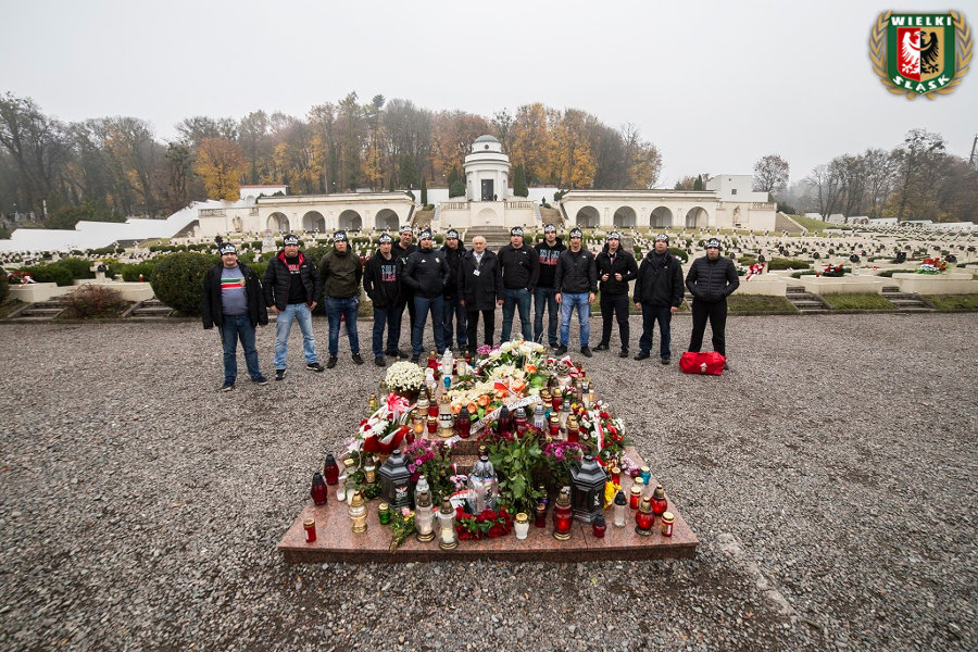 patriotyczna-wycieczka-kibicow-slaska-wroclaw-2