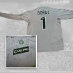 Bluza Artura Boruca na licytacji