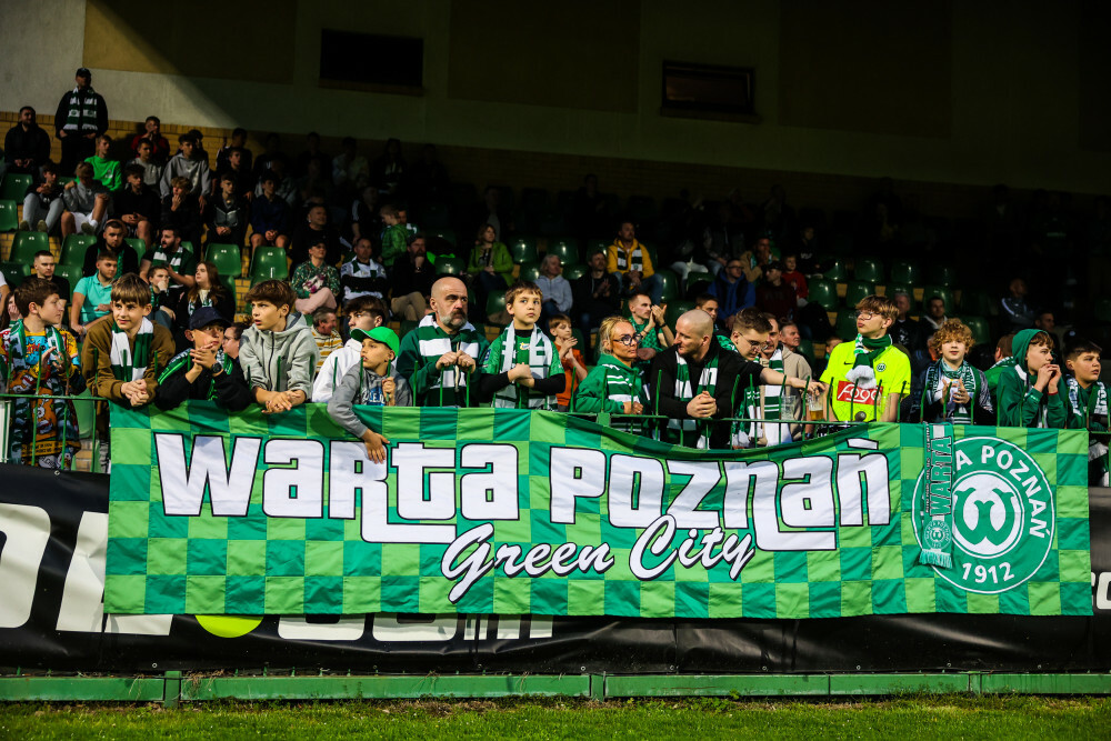 Warta bierze się za spłacanie długów