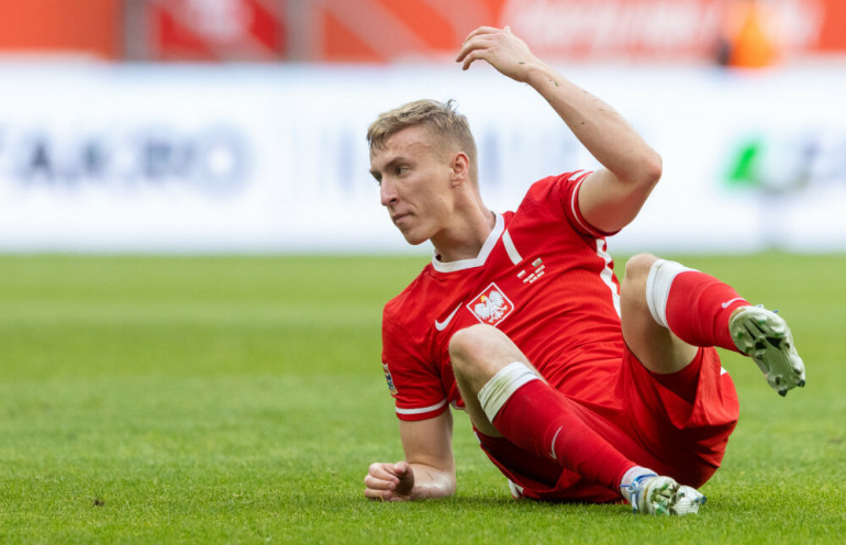 Adam Buksa na wylocie z Lens