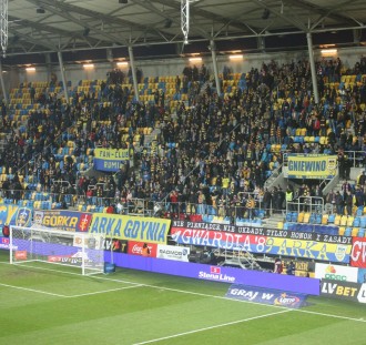 Kibice Arki Gdynia nagrodzeni za swoją działalność charytatywną!