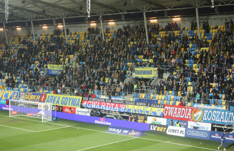 Arka - Pogoń 2019-11-30