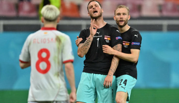 Arnatutović podczas meczu z Macedonią Północną