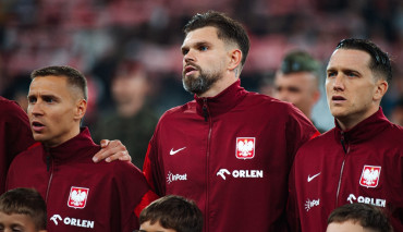 bartłomiej drągowski w trakcie hymnu