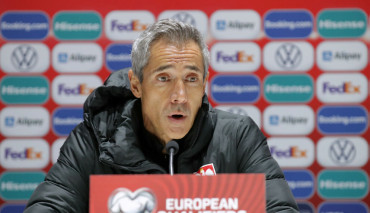 Bez Lewandowskiego i Glika, ale z Cashem. Sousa nie odpuszcza meczu z Węgrami