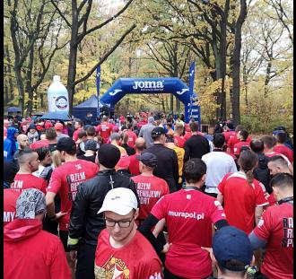 Biegacze przebyli 5 km z historią Widzewa
