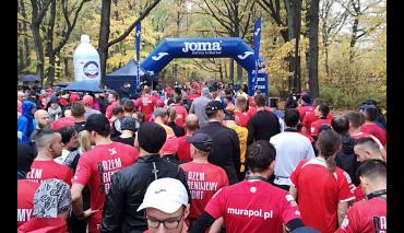 Biegacze przebyli 5 km z historią Widzewa