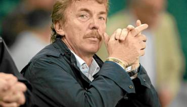 Boniek pomaga Widzewowi bić rekord