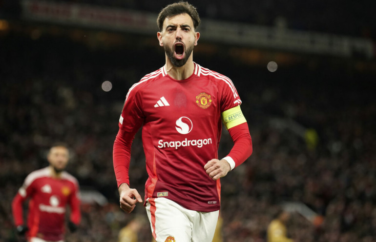 bruno fernandes cieszący się z trafienia united