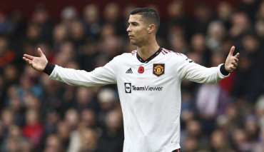 Cristiano Ronaldo uderza w Manchester United