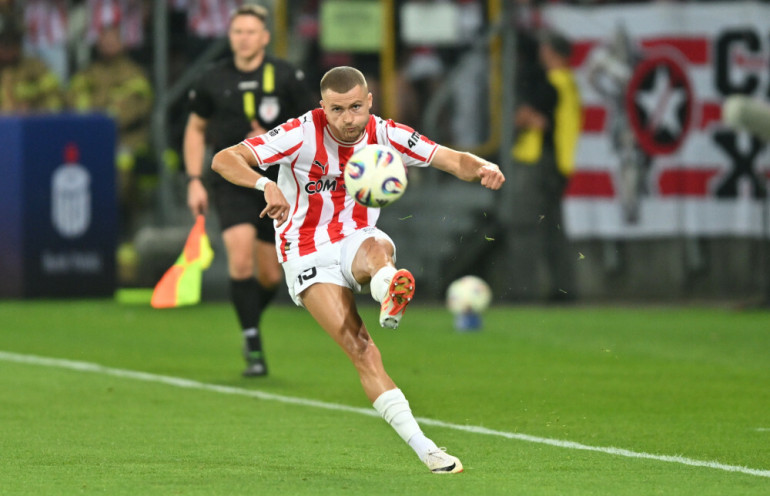 david olafsson cracovia dośrodkowanie