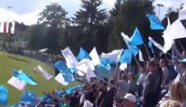 Fani Błękitnych kupują bilety