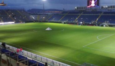 Fani Cagliari grozili piłkarzom i trenerowi