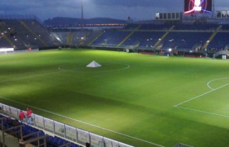 Fani Cagliari grozili piłkarzom i trenerowi