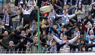 Fani Stomilu spłacają klubowy dług