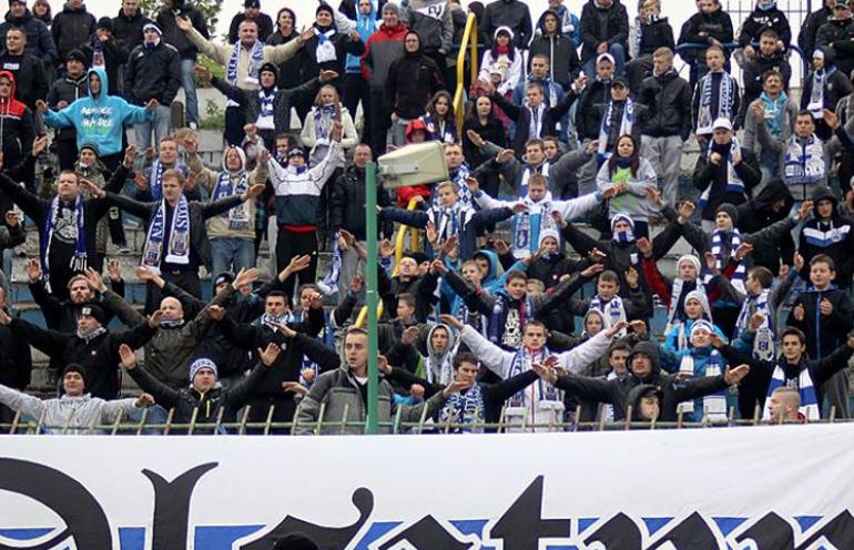 Fani Stomilu spłacają klubowy dług