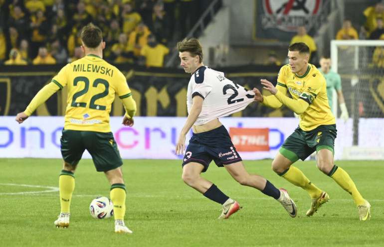 gks katowice górnik jędrych faul