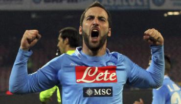 Gonzalo Higuain wrogiem kibiców Napoli