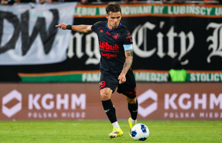 igor drapiński w meczu piasta gliwice w sezonie 26/27