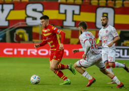 Jagiellonia wyrywa punkt Rakowowi