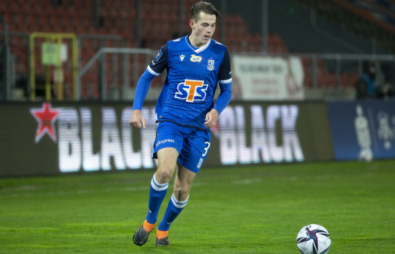 jakub kaminski lech wolfsburg