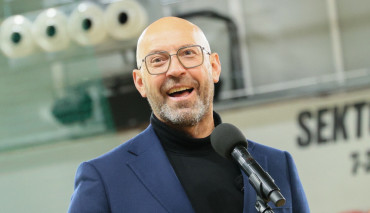 jakub rutnicki na konferencji prasowej