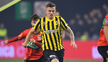 Kacper Kozłowski Vitesse Arnhem wypożyczenie