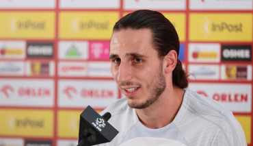 Kamil Grabara Fiorentina transfer