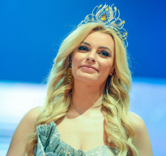 Kibicka ŁKS Łódź -Karolina Bielawska- Miss World