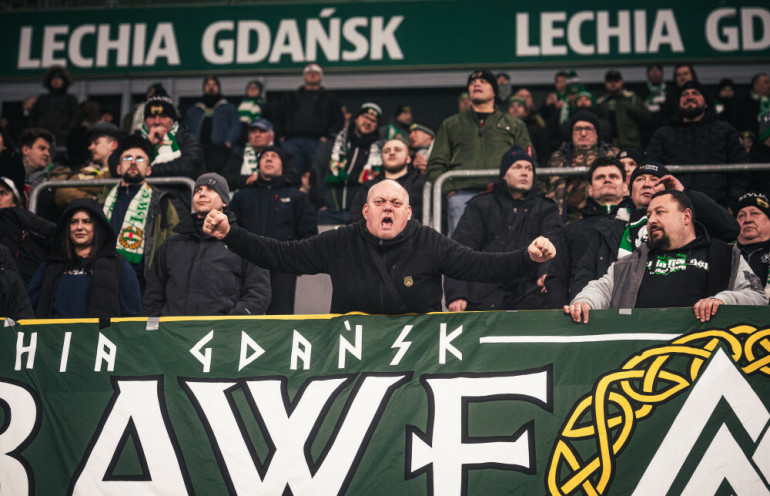 kibic lechii gdansk na meczu ekstraklasy