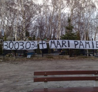 Arkowcy wspominają tragicznie zmarłego przyjaciela z trybun