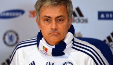 Kibice Chelsea murem za kapitanem