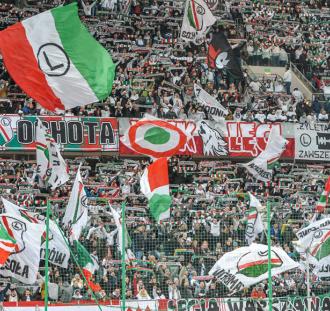 Komisja Ligi ukarała Legię Warszawa za ostatnią oprawę kibiców