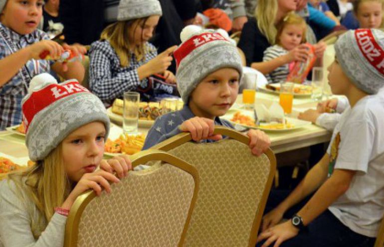 Kibice ŁKS-u Łódź zorganizowali kolejną Wigilię dla dzieciaków!