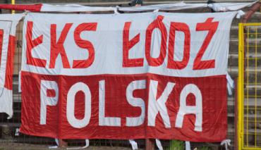 Kibice ŁKS wydali komunikat na temat wieszania flag