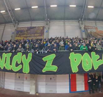 Fani Lecha dalej niepocieszeni, a kibice Piasta powrócili na młyn. Echa po meczu w Gliwicach.
