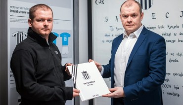 Kibice Sandecji Nowy Sącz otrzymają prezent z okazji jubileuszu klubu
