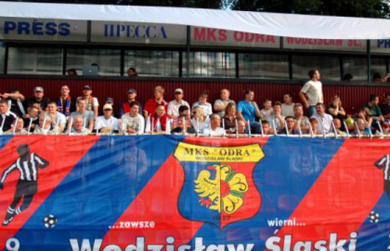 Kibice z Wodzisławia walczą o jedną Odrę