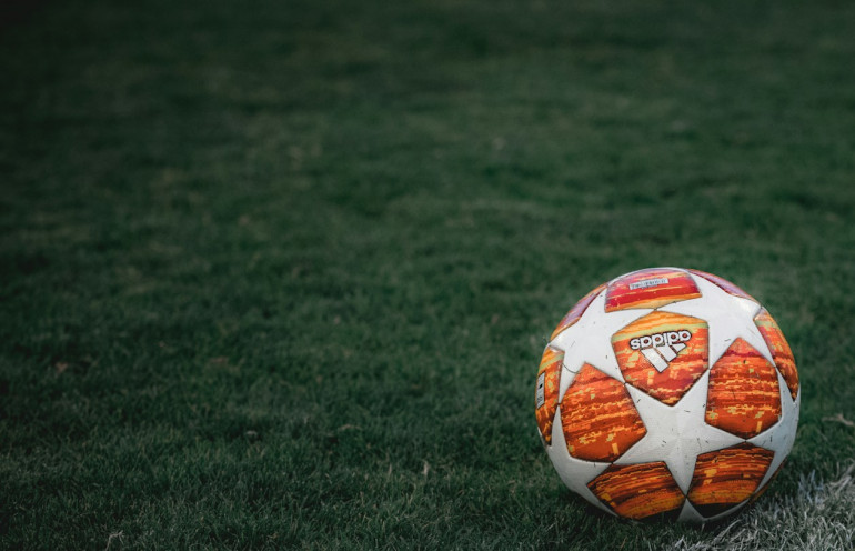 Kompromitująca decyzja UEFA w sprawie Omonii Nikozja