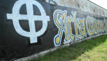 Kontrowersyjne graffiti Arki