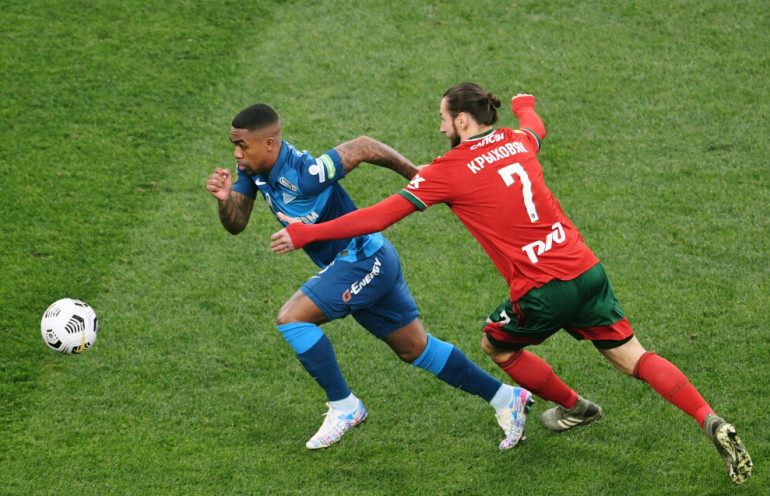 krychowiak lokomotiw krasnodar